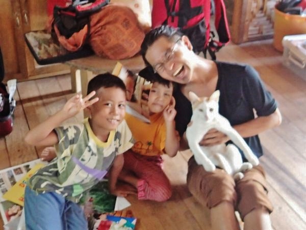 OLYMPUS DIGITAL CAMERA