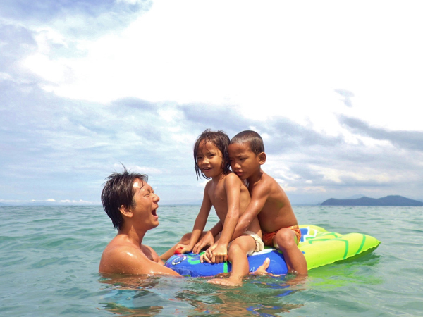 OLYMPUS DIGITAL CAMERA